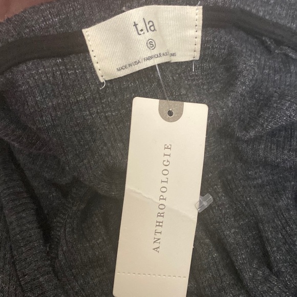 NWT Anthropologie Tla Grey Jill Babydoll Knit Lone sleeve top size small - Picture 10 of 13